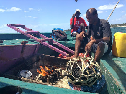 tea-on-the-dhow-boat